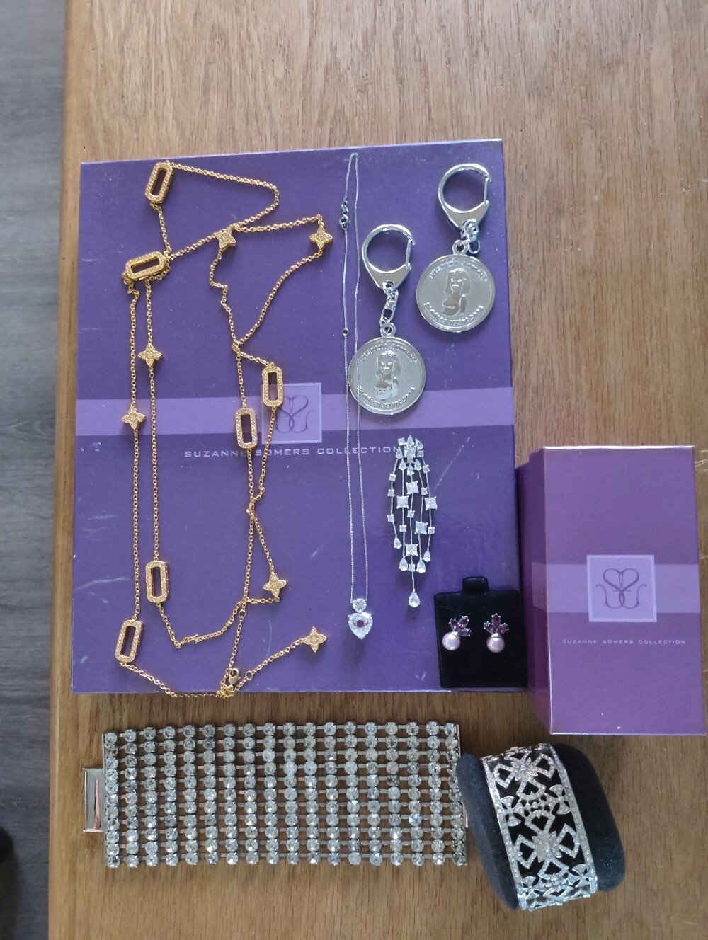 Lot of 8 Suzanne Somers Jewelry - Picture 10 of 10